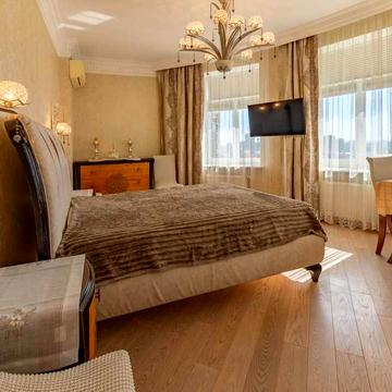 Оренда 3к квартира Коновальца,36в ТРИ спальні Печерськ Вільна