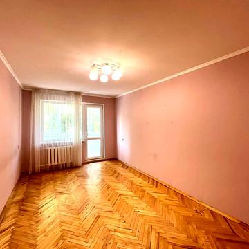 Бориса Грінченка вул., 12