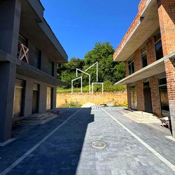 За Мостом вул., 7