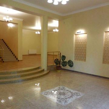 Будинок 700м2 Бомбосховище, вул.Редутна Царское село м.Печерская дом