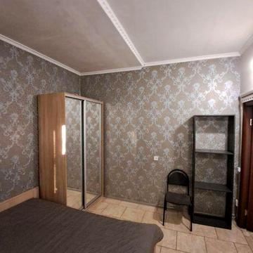 Сдам 1 ком квартиру ближайшее метро Бориспольская харьковская хозяин