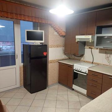 Незалежності вул., 164