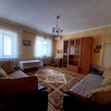 Оренда велика 2кімнатна квартира