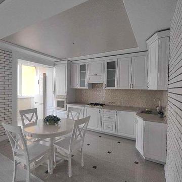 Продам 2-х ком квартиру в кирпичном доме с ремонтом ЖК Рахат Лукум