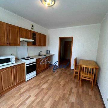 Продаж 1-к квартири, вул. Драгломанова 1-Б. 5хв на транспорті до метро
