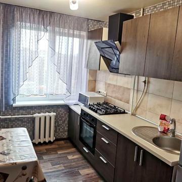Здається 2к квартира на Ж/М покровський
