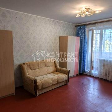 Нескорених вул., 43