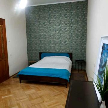 Пантелеймона Куліша вул., 29
