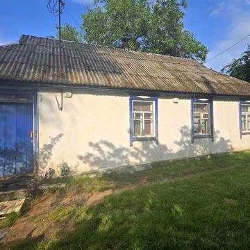 Старенький будинок у мальовничому селі Погреби(Васильківський р-н)
