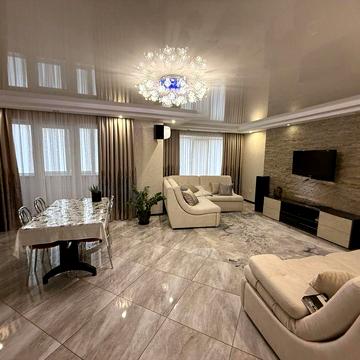 З кімнатна квартира ,Центр,Святого Миколая 71