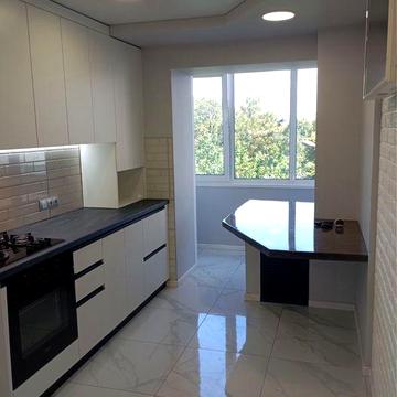 Продаж 3 кімантної квартири по вул. Нижня Горова