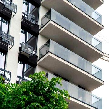 Здана 3-кімнатна квартира, 78 м2, р-н Озера. Видова!