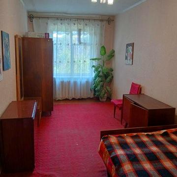 Сдам 2 комнатную квартиру в центре Приднепровска.