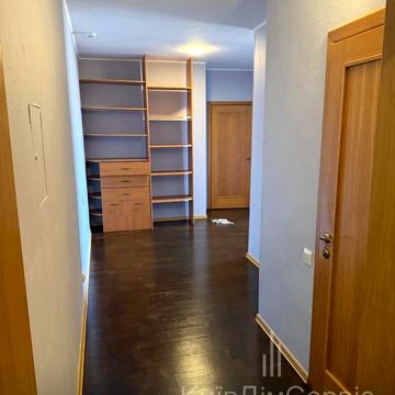 Княжий Затон вул., 21