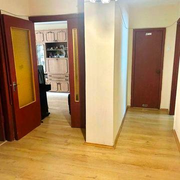 Продається 3-кімнатна квартира у хорошому районі