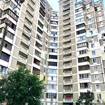 Оренда 2-х кім.кв., м. Харківська, вул. Ревуцького