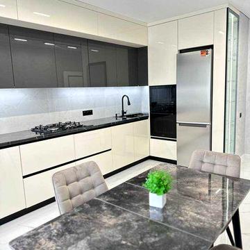 Продам 2к квартиру . Виставка . Сучаасний ремонт . Ніхто не проживав