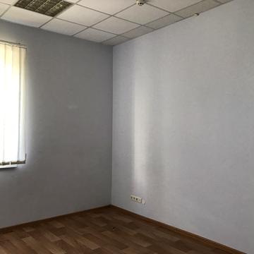 Старшого Лейтенанта Кагала вул. (Першотравнева), 44