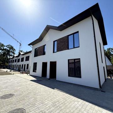 Дуплекс 90 м² біля парку «Дубки»  Ірпінь  Комунікації, земля 1.9 сотки