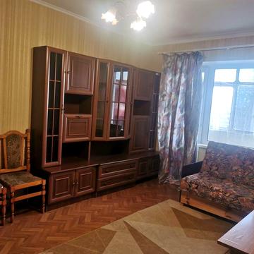 Однокімнатна Вербицького 34 м Харківська пішки можно для 2 студенток