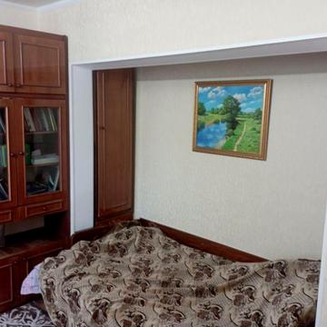 Продам 2х комнатную квартиру на Песках. Собственник