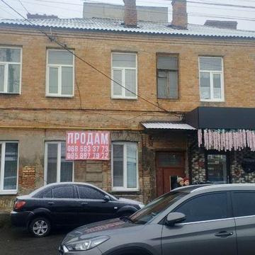 Квартира біля центрального ринку
