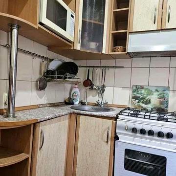 Срочно!!! Сдам 2 кв Салт. Шоссе  Франц. бульвар 5000 гр.