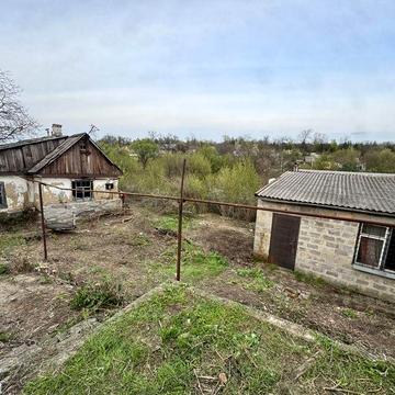 Дом с участком 10 соток+гараж,Возможен обмен на авто!