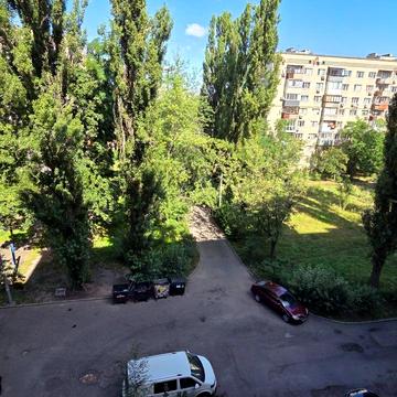 Ентузіастів, 5