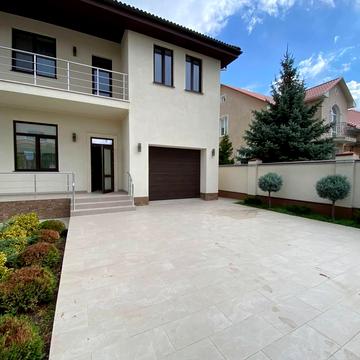 Овідіопольська вул., 11