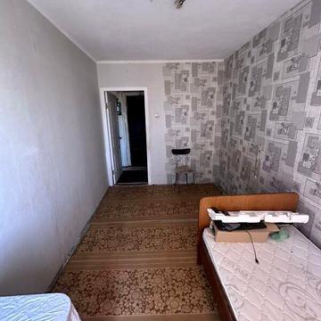 Продаж 3к Квартира Космонавтів вулиця
