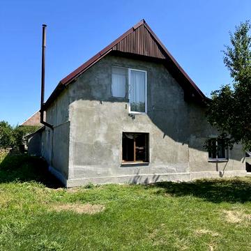 Продаж 2-х будинків та ділянки 25 соток