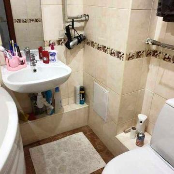 Продам 2к Коммунар Парус поживший ремонт