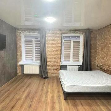 Братів Рогатинців вул., 10