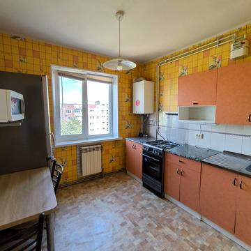 Героїв бульв., 38