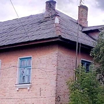 Продам квартиру чьотирьохкомнатну