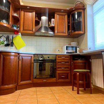 Продается квартира с классическим ремонтом