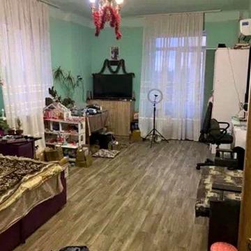 Продам 3-комн квартиру в районе Строителей ул.