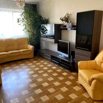 Героїв Дніпра вул., 43