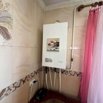 Продаю 2 кім Одеська 137