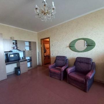 Продажа 2-к/кв, ул. Крылова 52