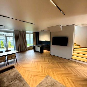 Продаж будинку дуплексу 130м2 ділянка 3сот.Осокорки метро Славутич 7км