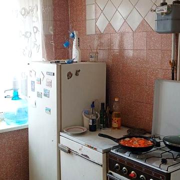 Продаж 2к Квартира Юності проспект