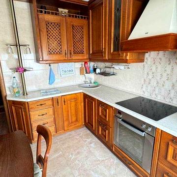 Сдаётся 2х комнатная квартира. Театральная 7