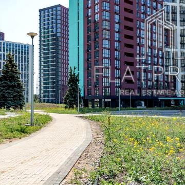 Віктора Некрасова вул. (Північно-Сирецька), 5