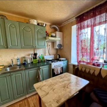 Продам 1 к квартиру в Центрі