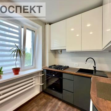 Леоніда Бикова вул., 2/1