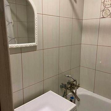 ПРОДАМ 1кв. ул.Энтузиастов (ост.Почта) 5/9эт. цена 13 500 у.е.