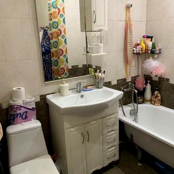 Продам трехкомнатную квартиру, 57квм, м. Масельского