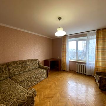 Бежівка вул. (Дзержинського), 4